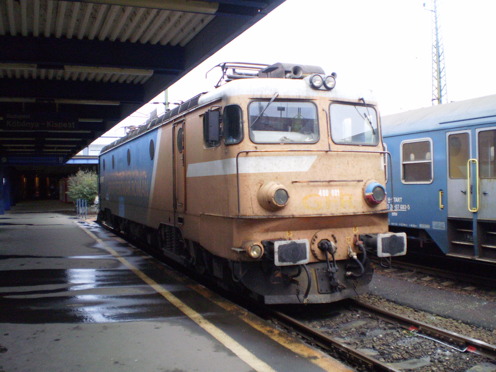 Trainhungary GFR 400 001 Csaurusz Kökin lezárva