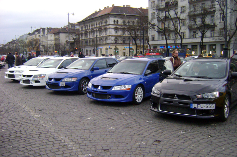 Mitsubishi Lancer Evolution-ok :)