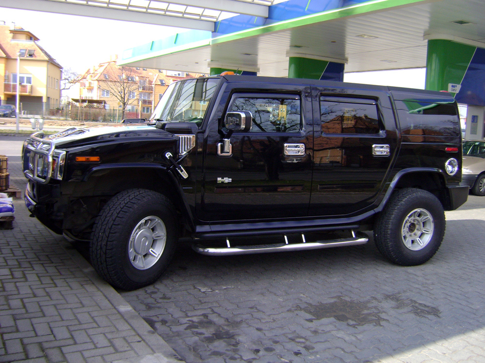 Hummer H2