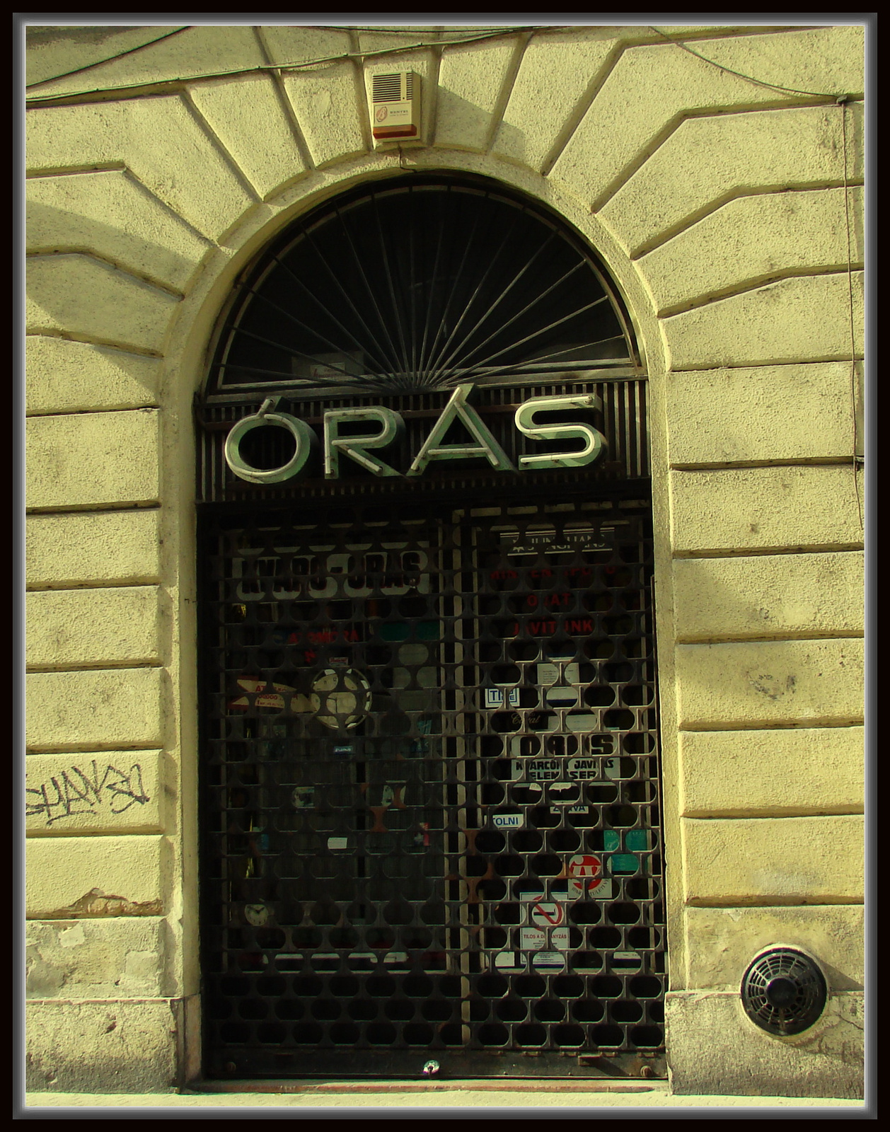 órás 4