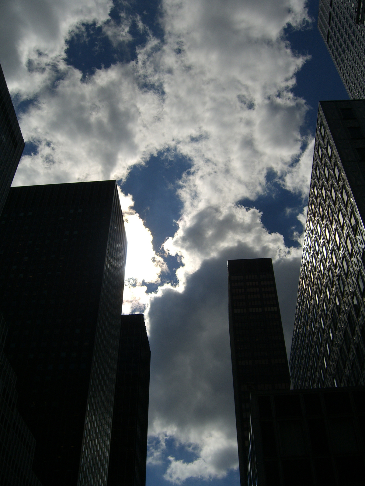 clouds over the UN