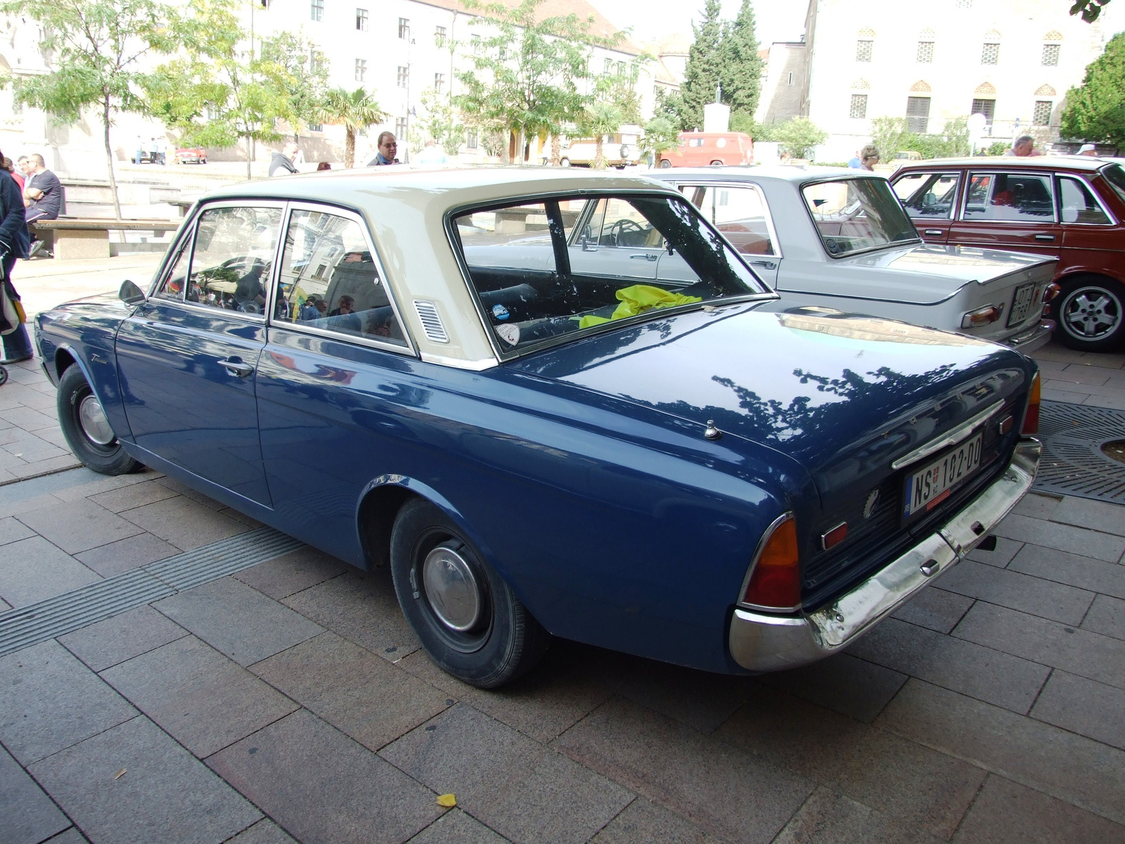 Ford Taunus b