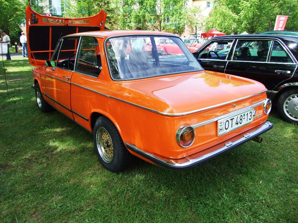 BMW 2002aut i