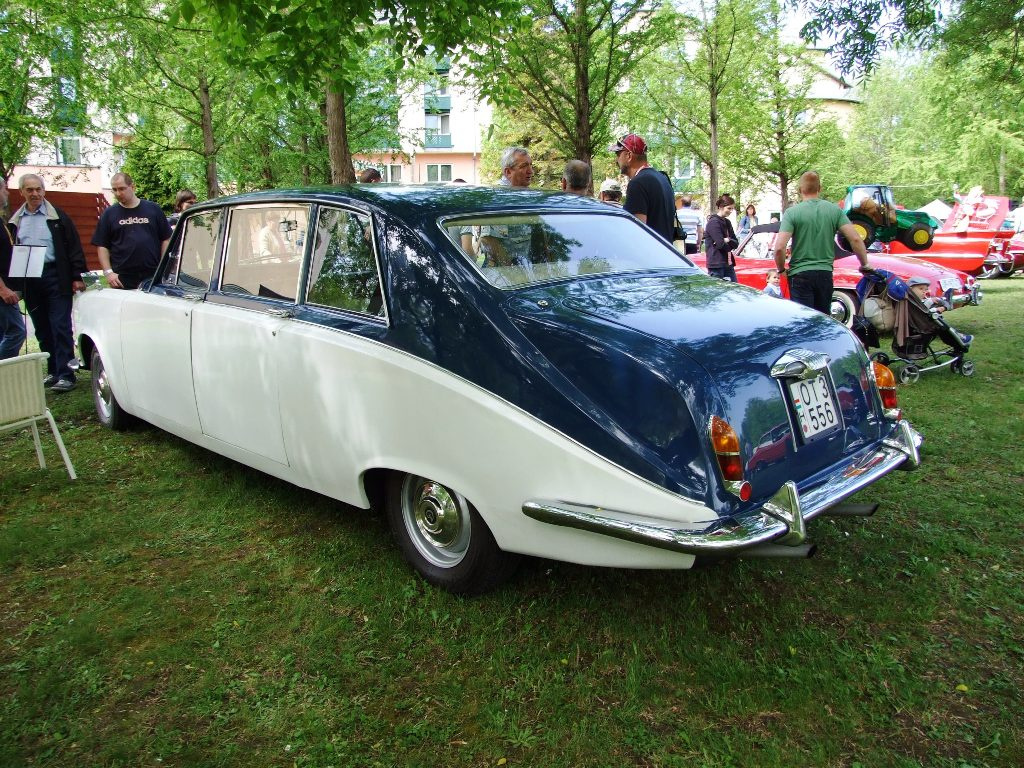 Daimler DS420 g