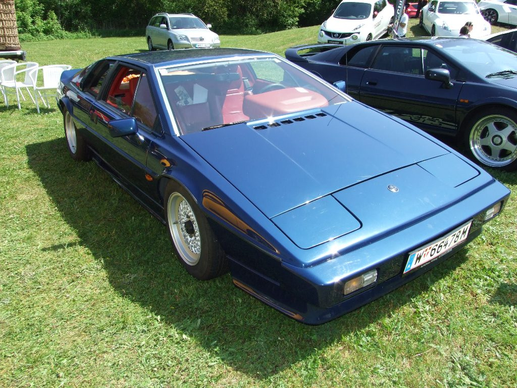 Lotus Esprit 1g