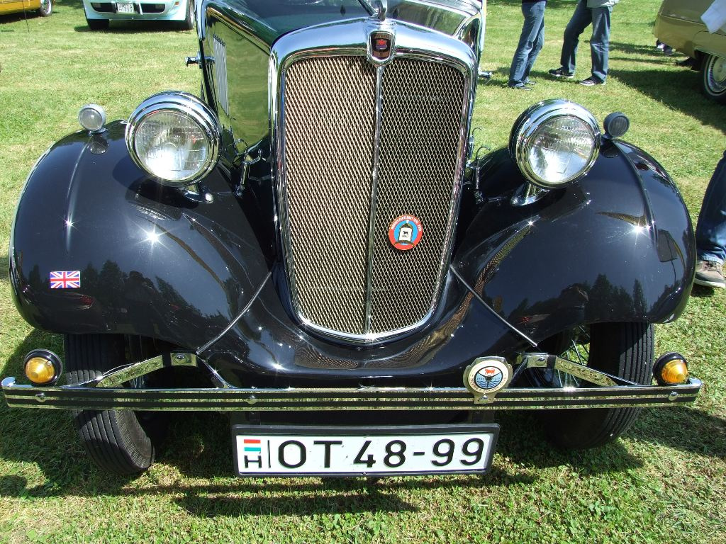 Morris Eight Tourer i