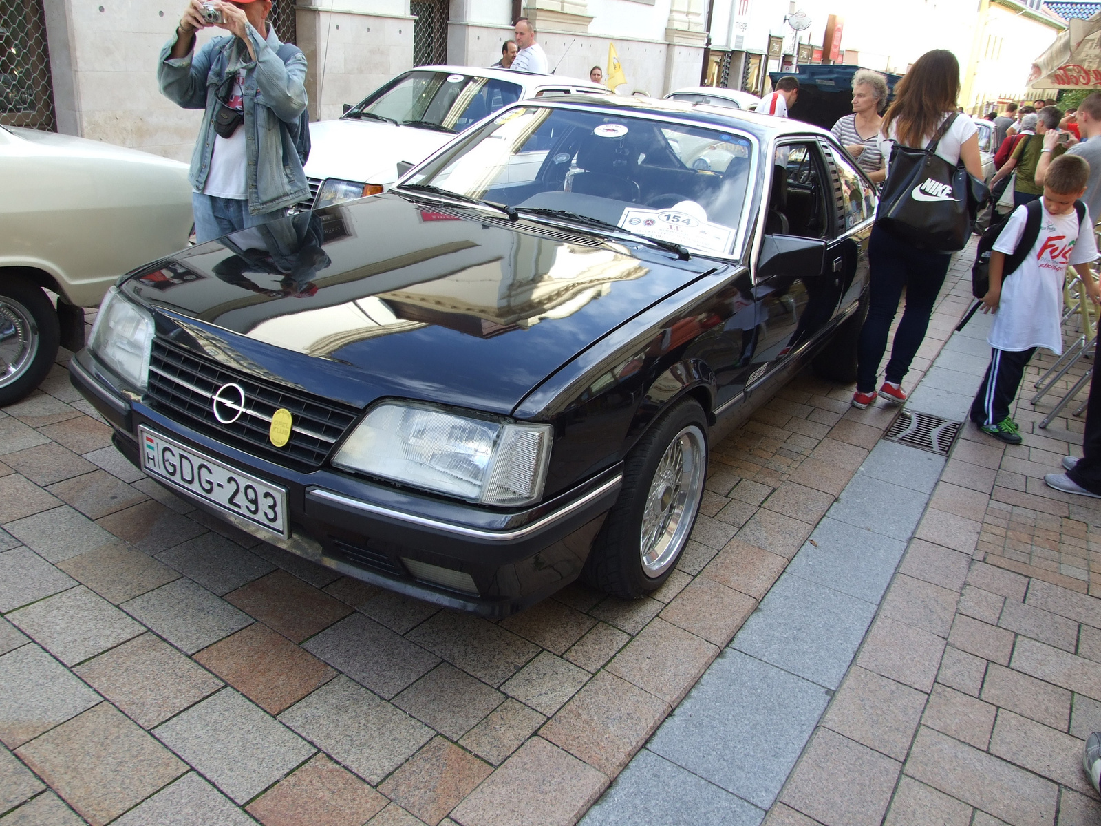 Opel Monza c