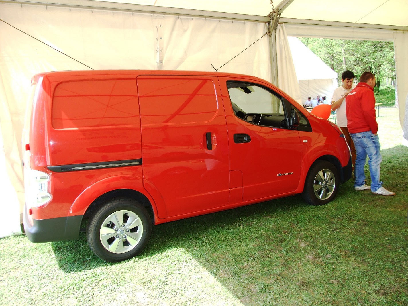 Nissan e-NV200 b