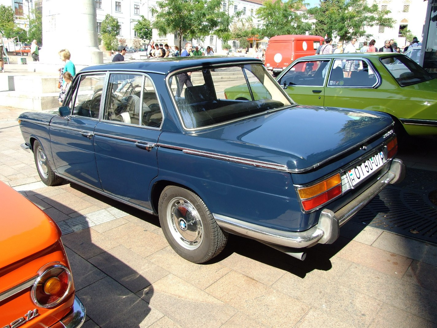 BMW 2000 a