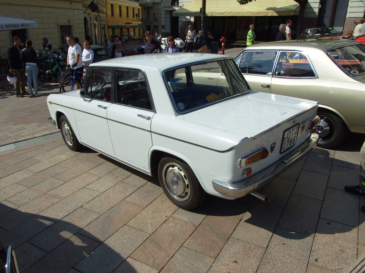 Lancia Fulvia b