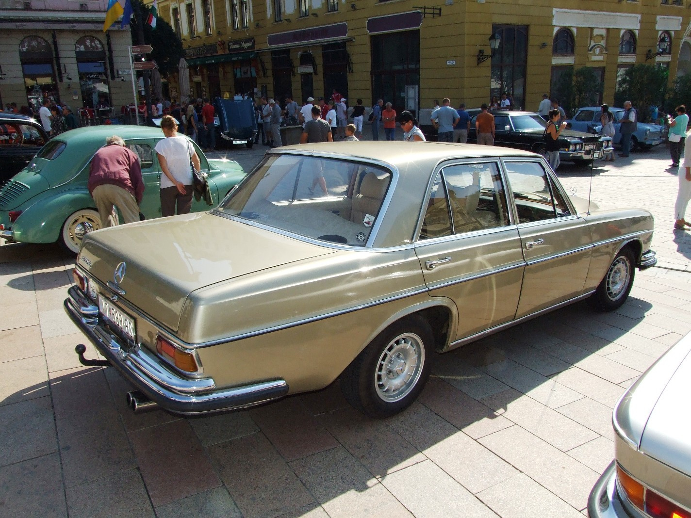 Mercedes 200S a