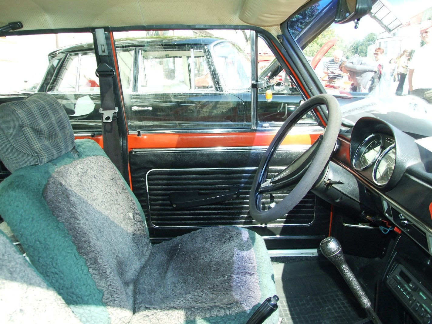 Seat 124 e