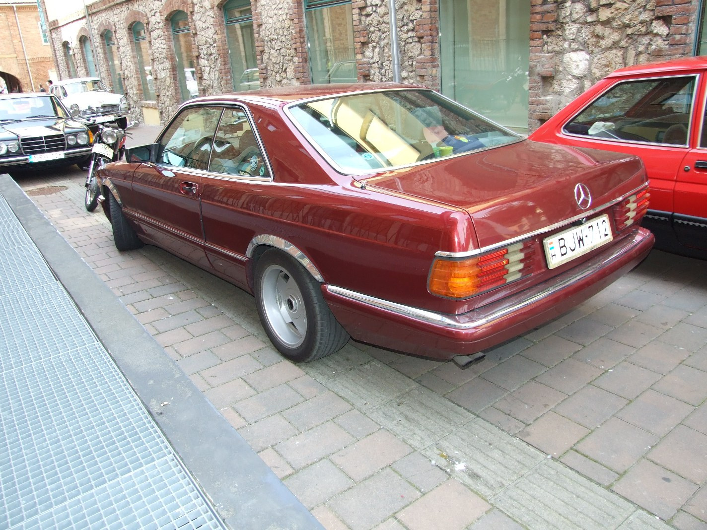 Mercedes 500SEC b
