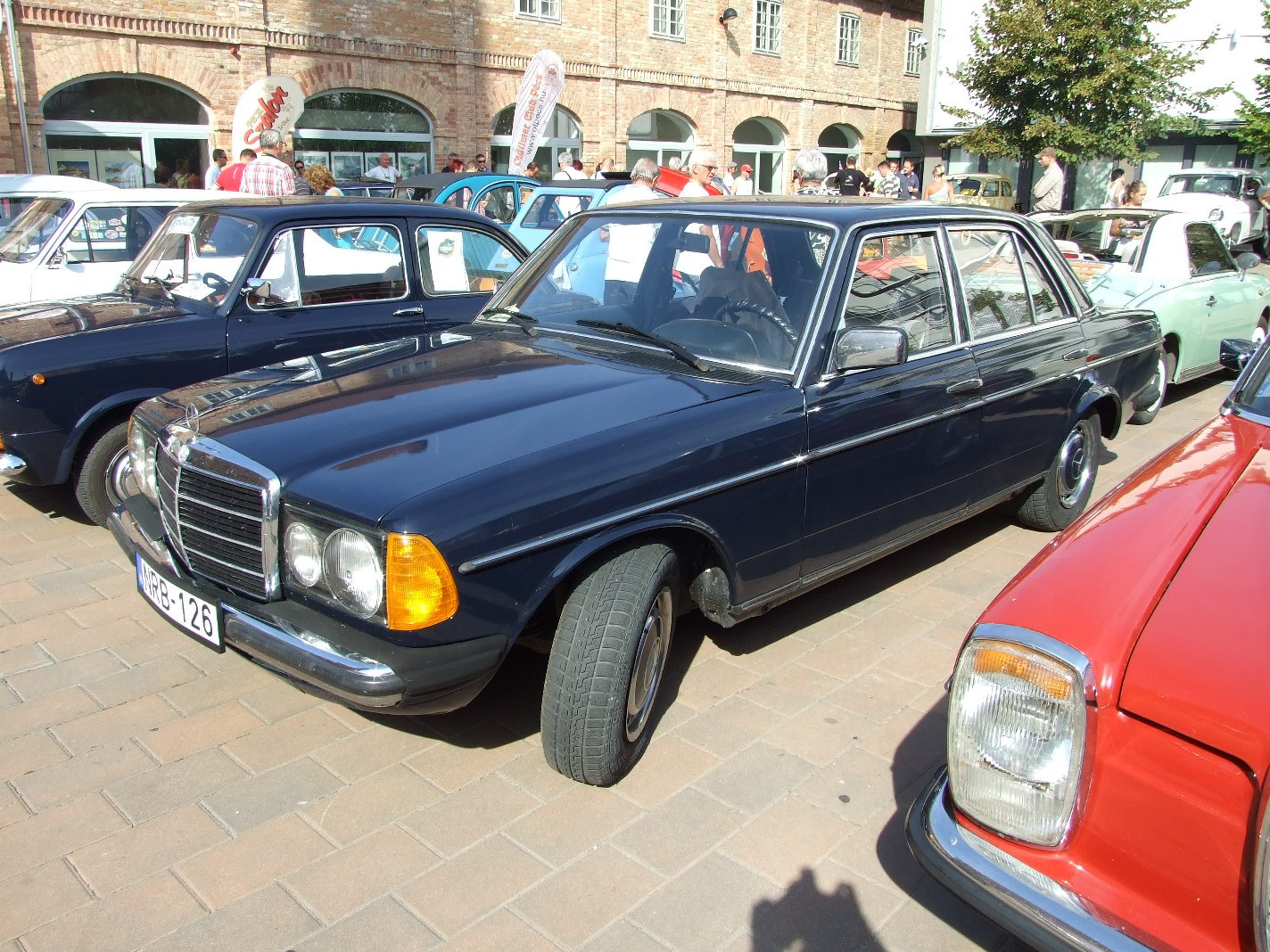 Mercedes W123 1a