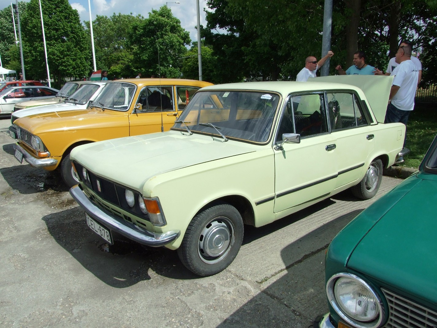 k Polski Fiat 125