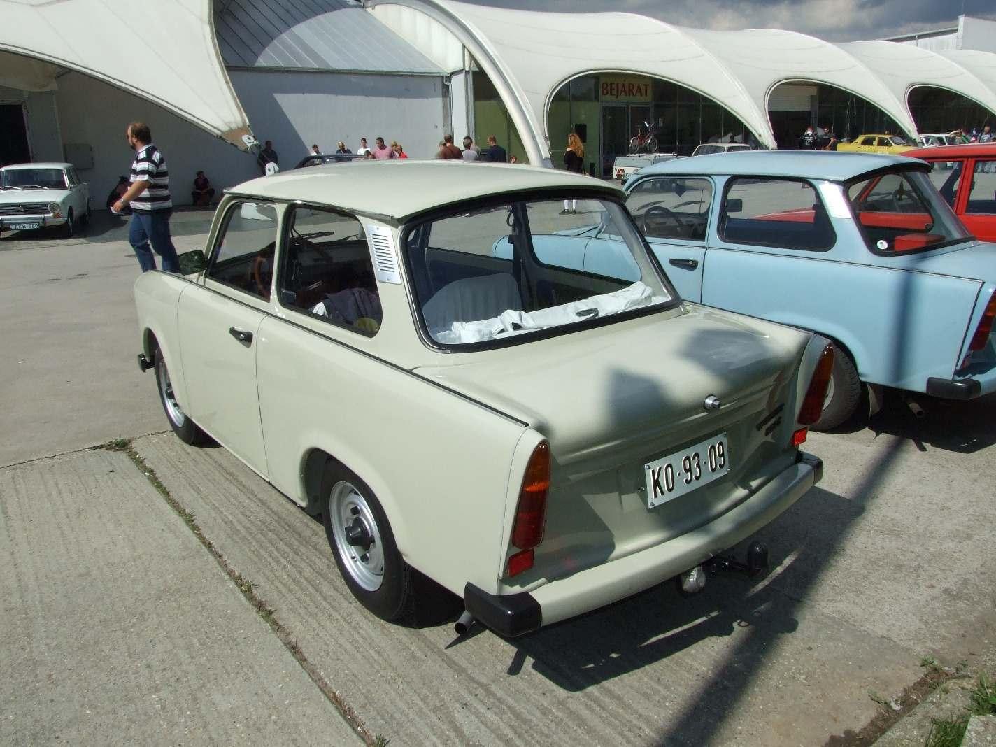 k Trabant 601 4b