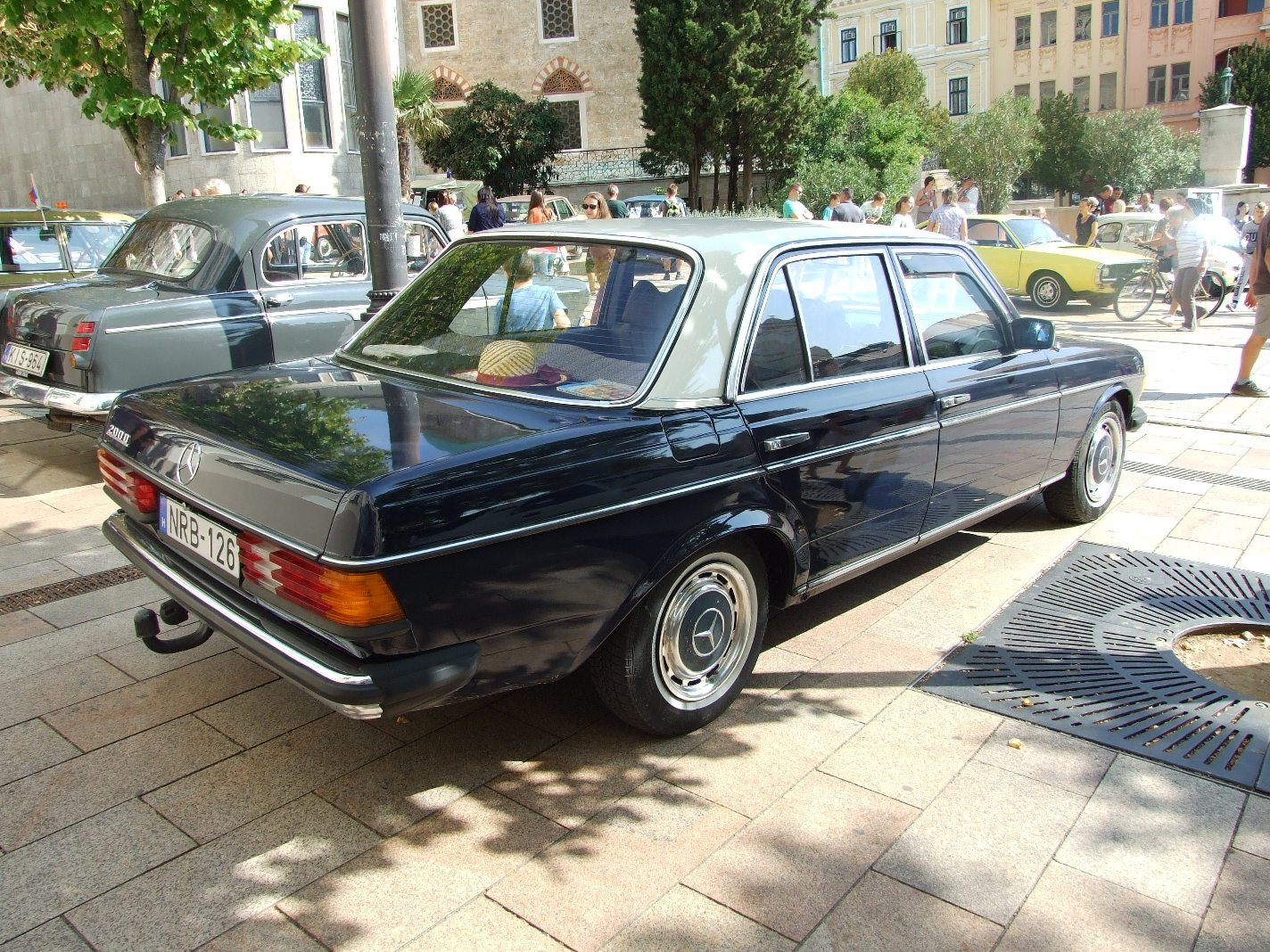 Mercedes 200D c