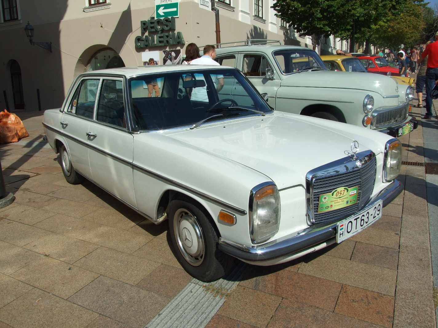 Mercedes 230 c