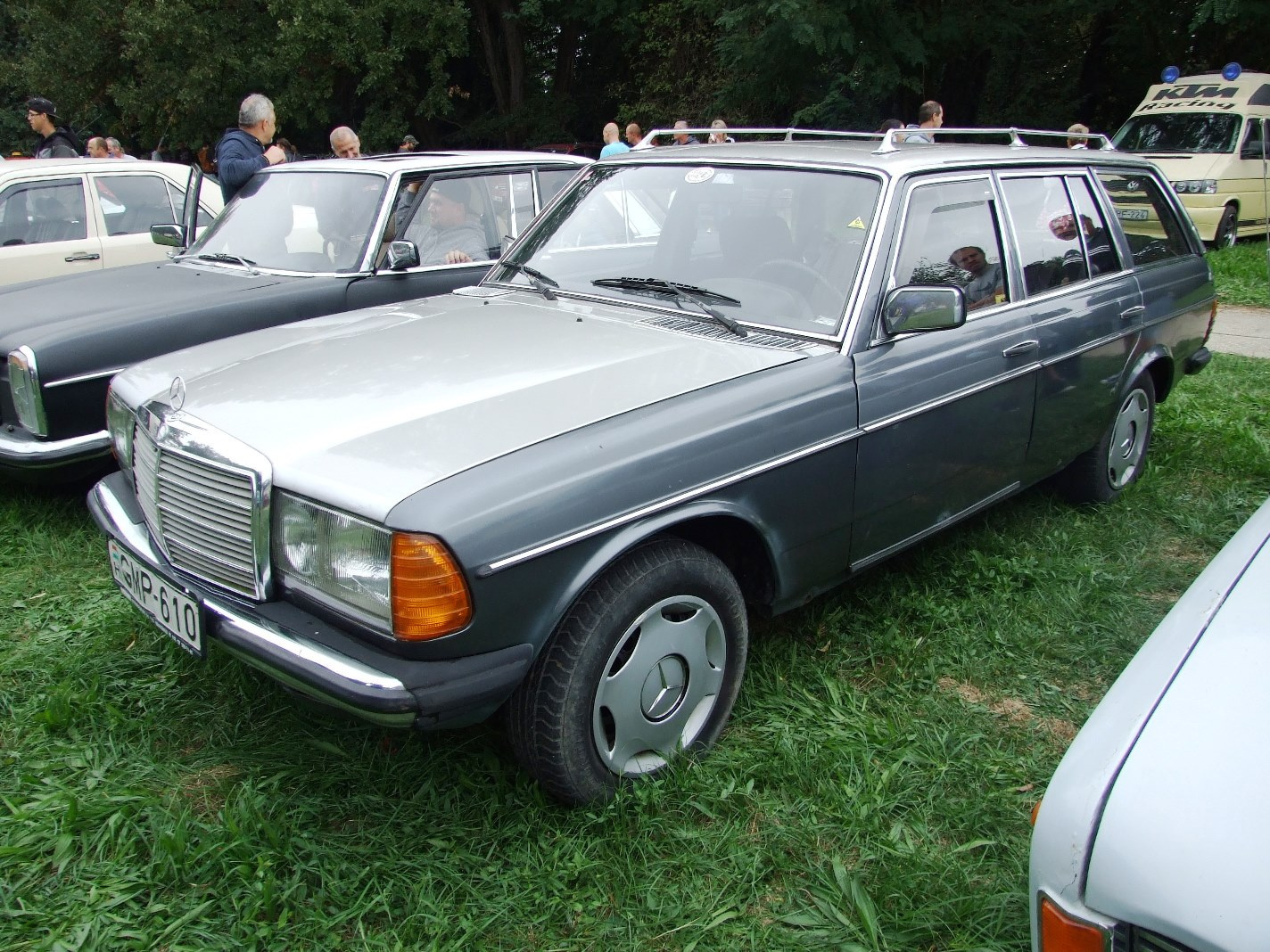 Mercedes W123K a