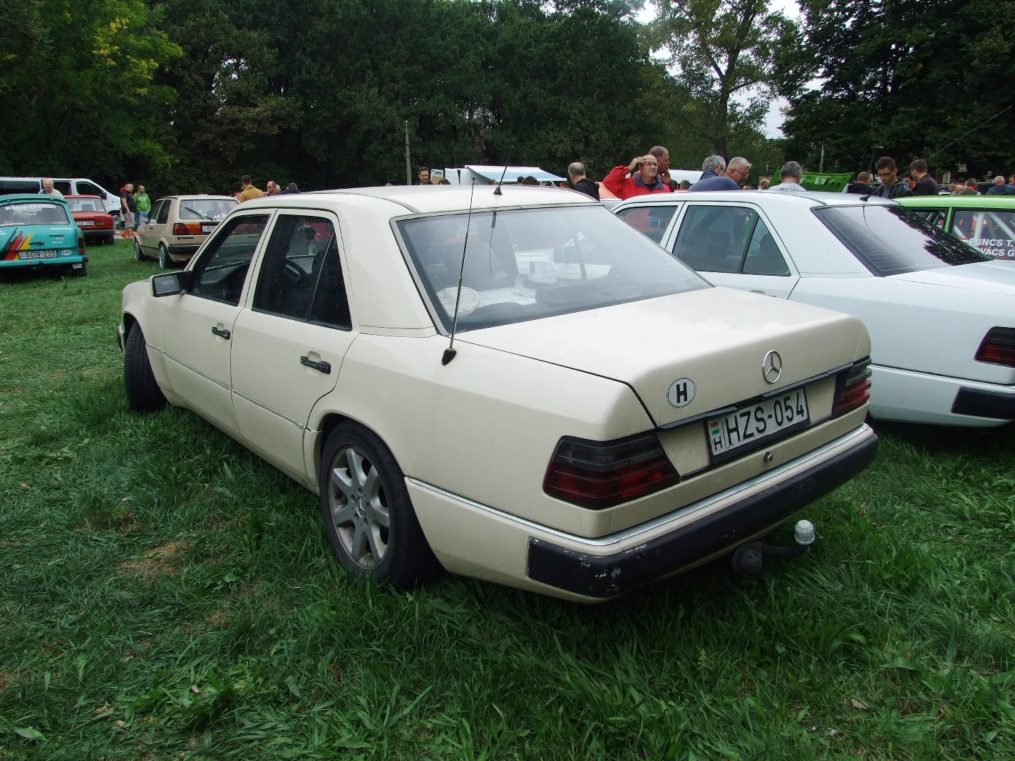 Mercedes W124 1b