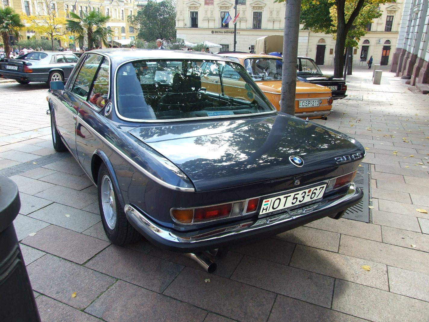 BMW 3.0CS b