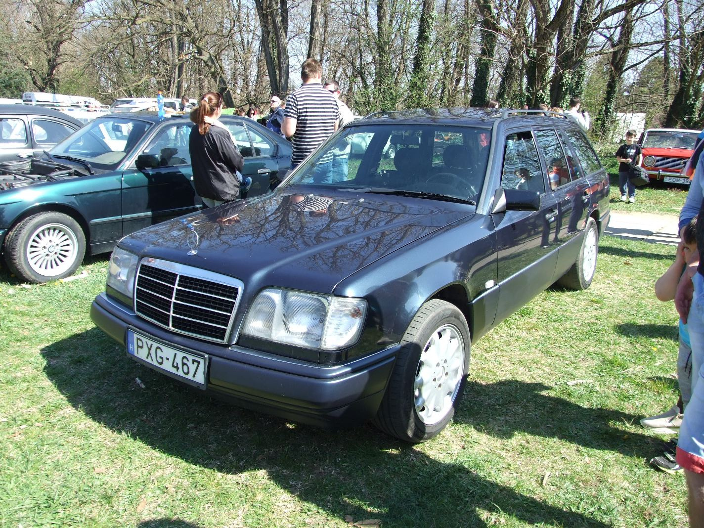 Mercedes W124 a