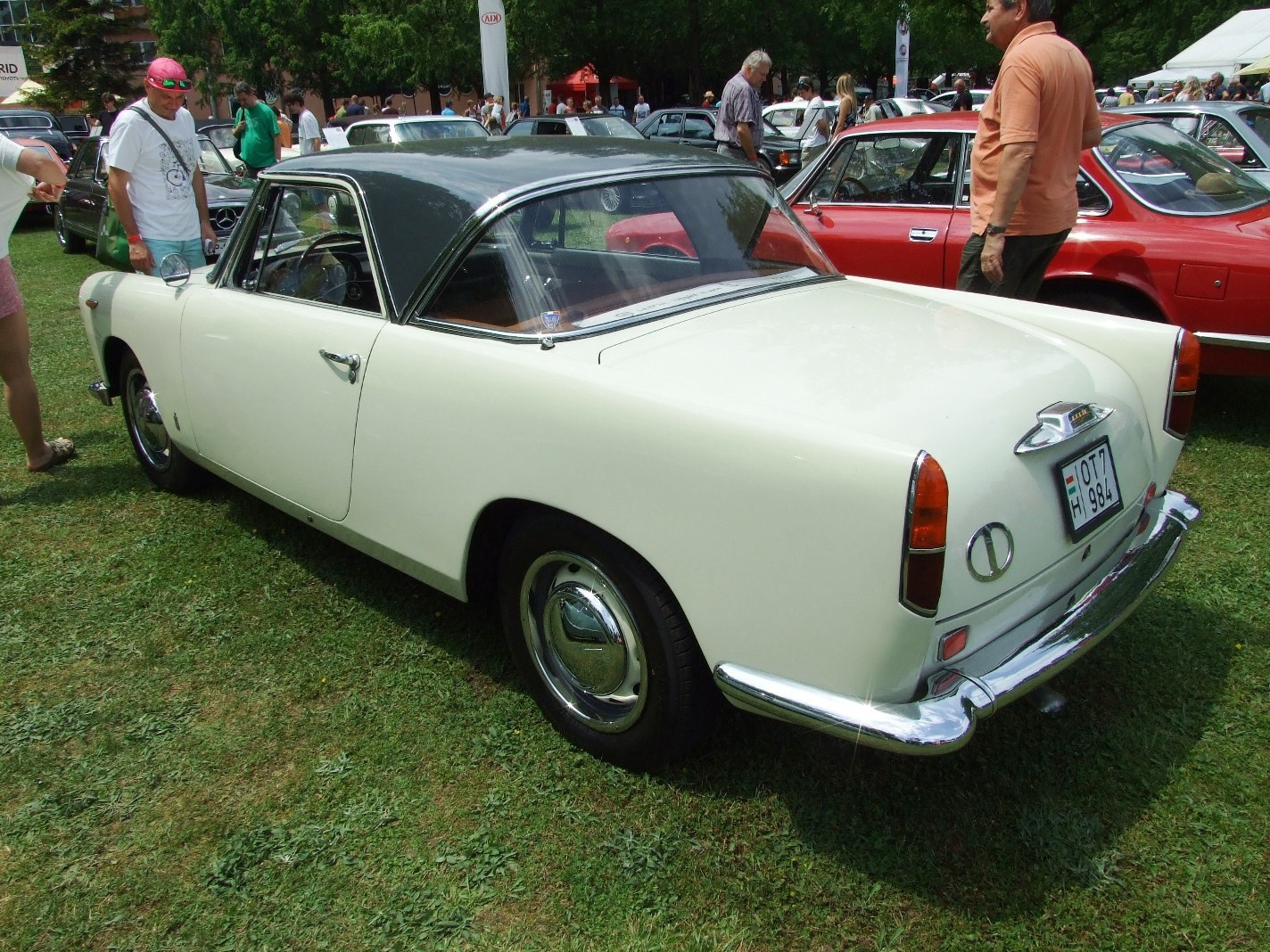 Lancia Appia Coupé b