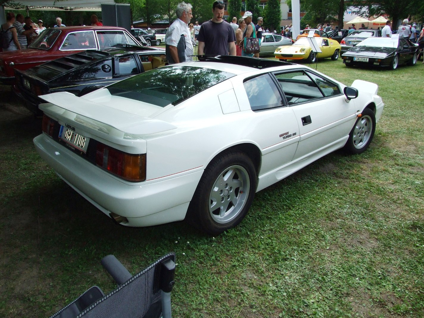 Lotus Esprit 1b