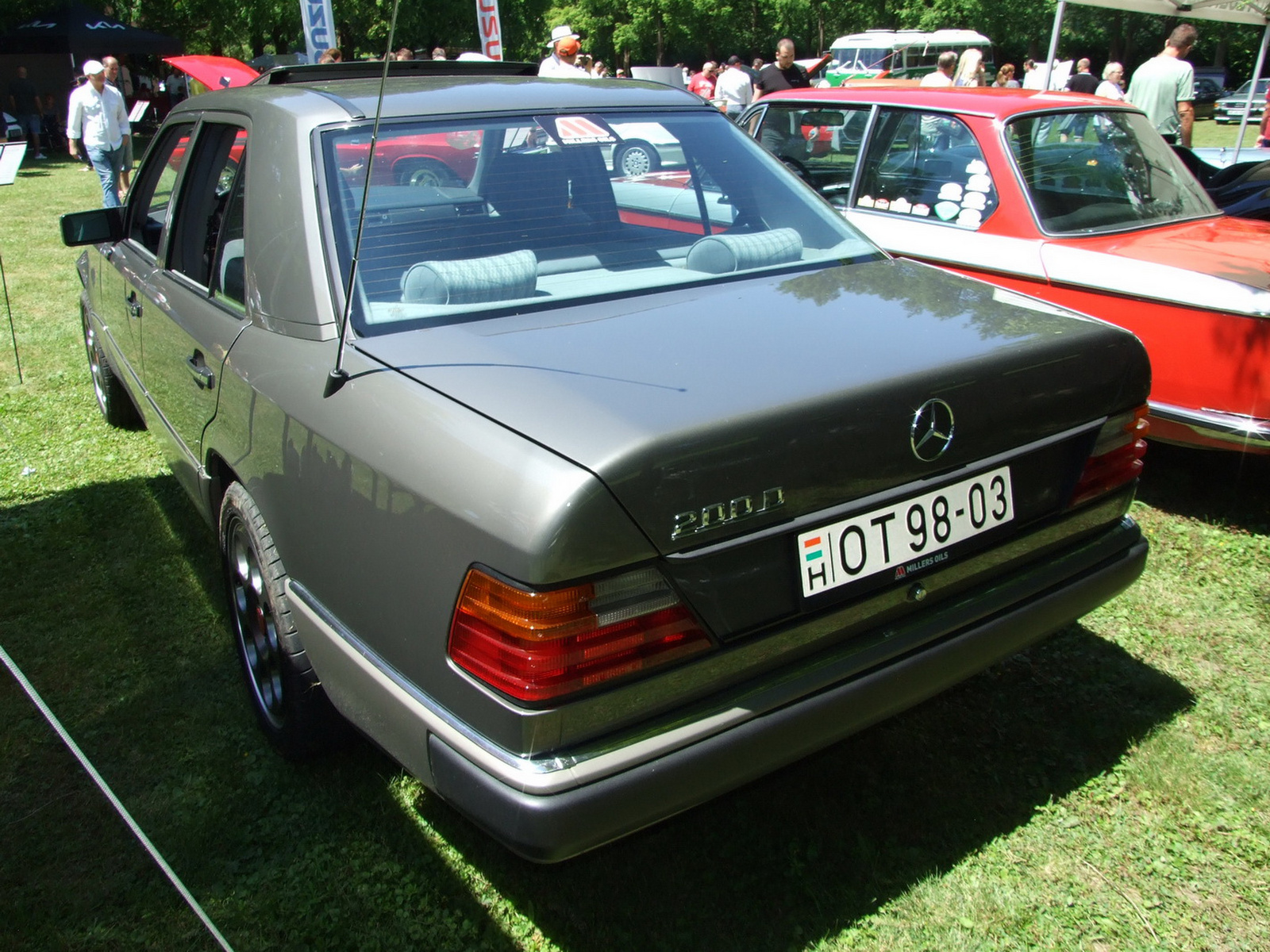 Mercedes 200D f