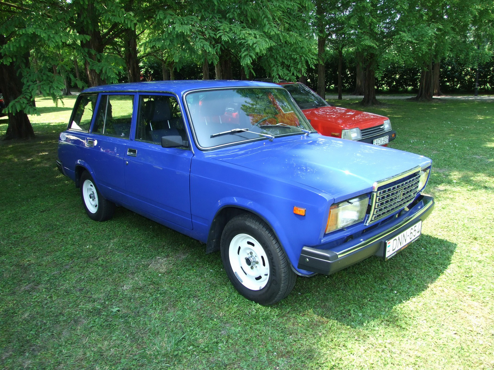 Lada 2104 a