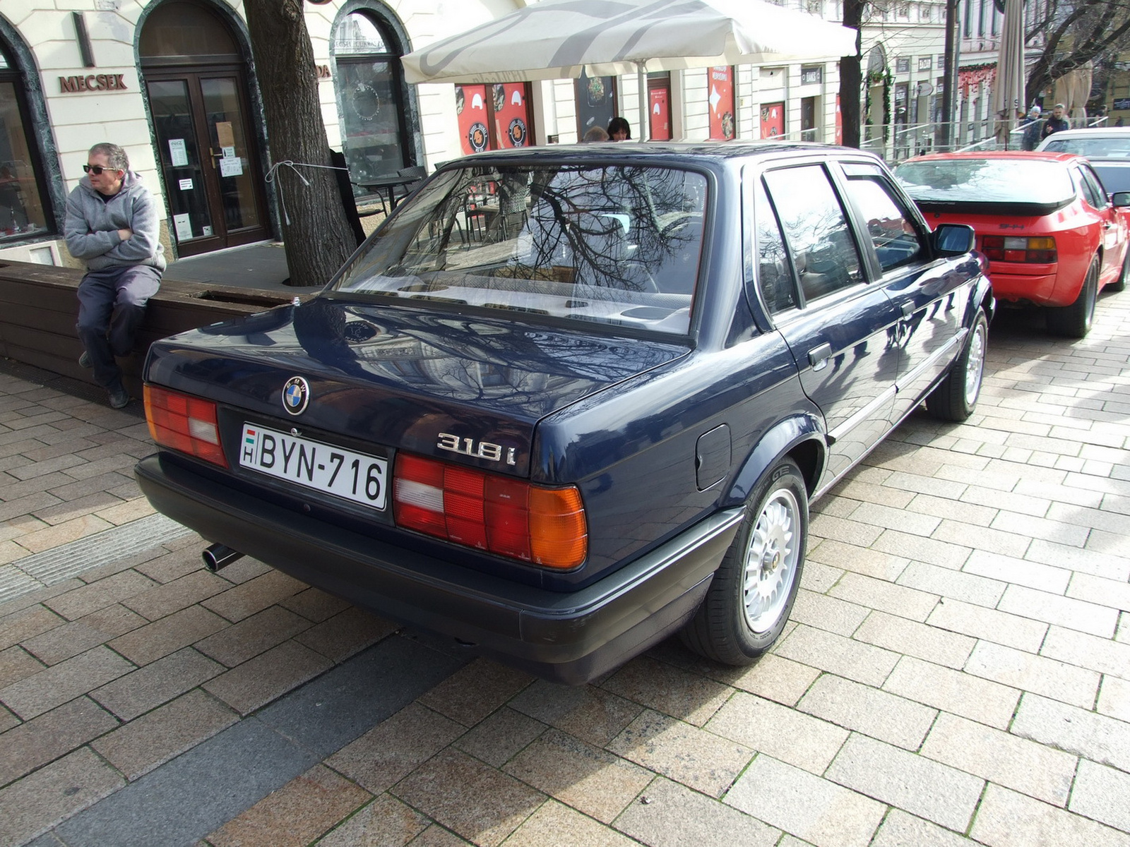 BMW 318i b