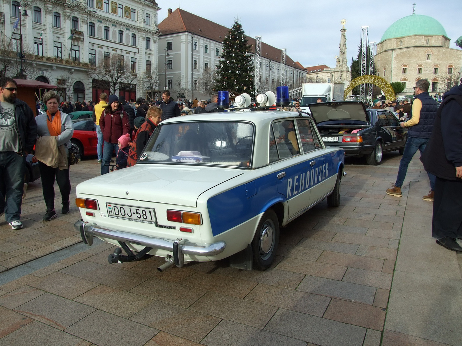 Lada 2101 1200rendőr b