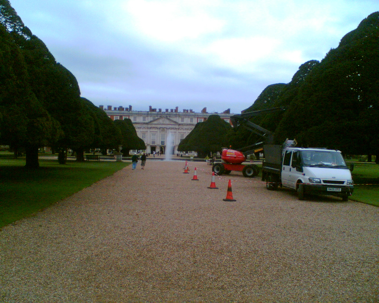 HamptonCourt013