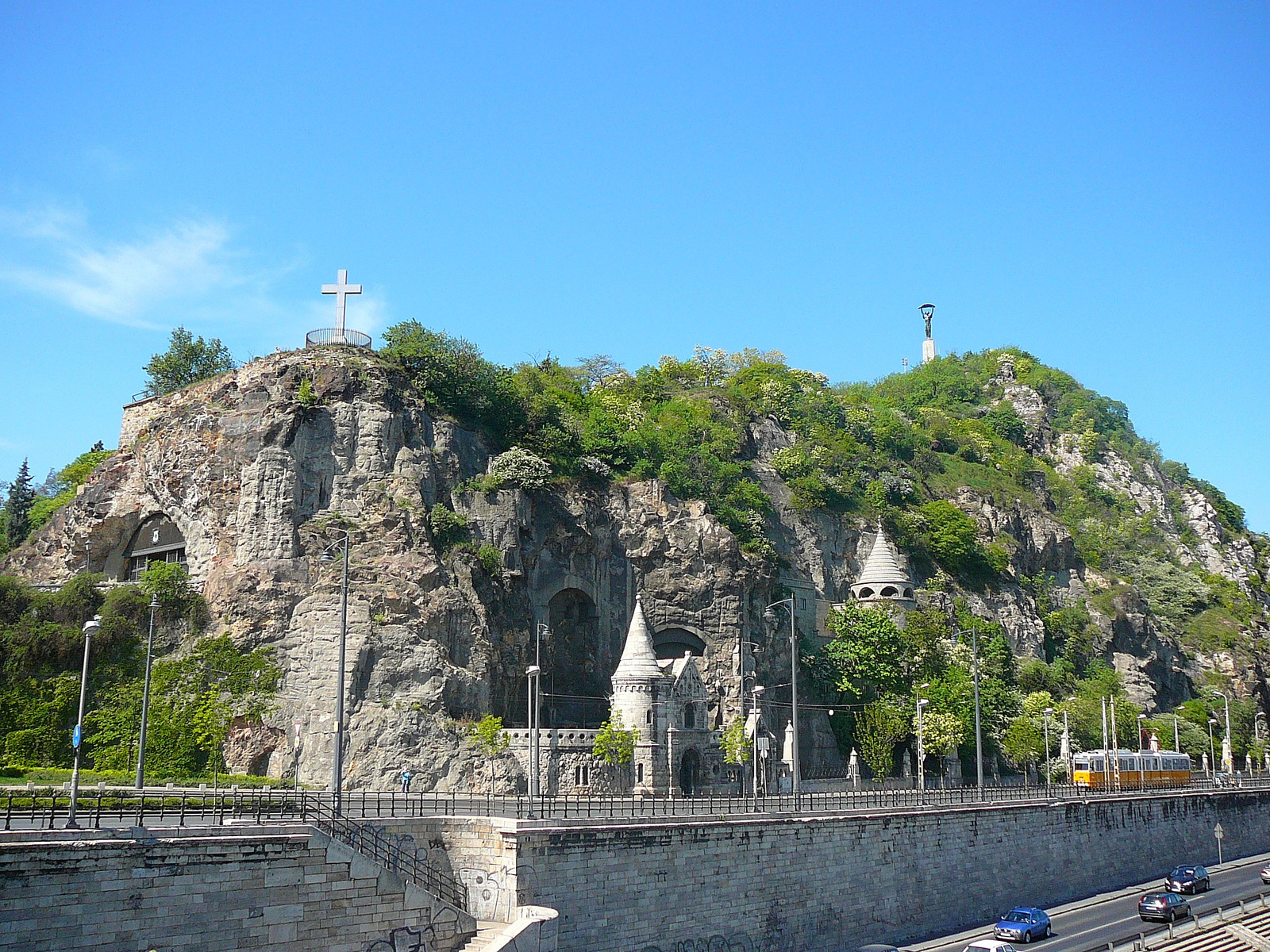 SZT. GELLÉRT-HEGY;> BUDAPEST