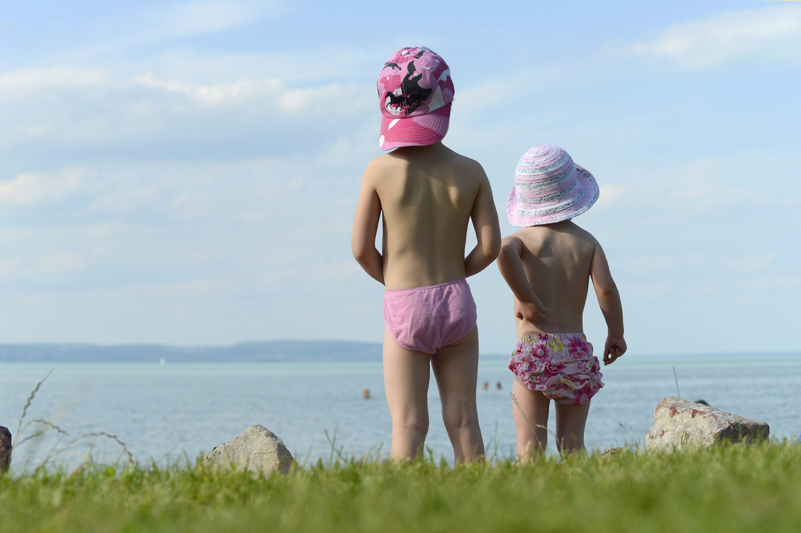 Balatonzamárdi, Maja és Rebeka