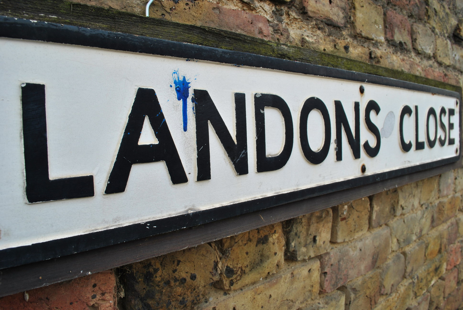 Landon? London!