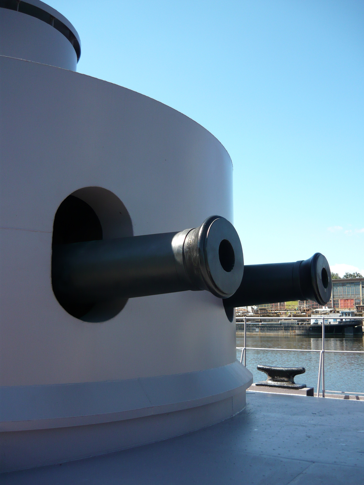 04. Fő tüzérség - Lajta Monitor Múzeumhajó Újpesten