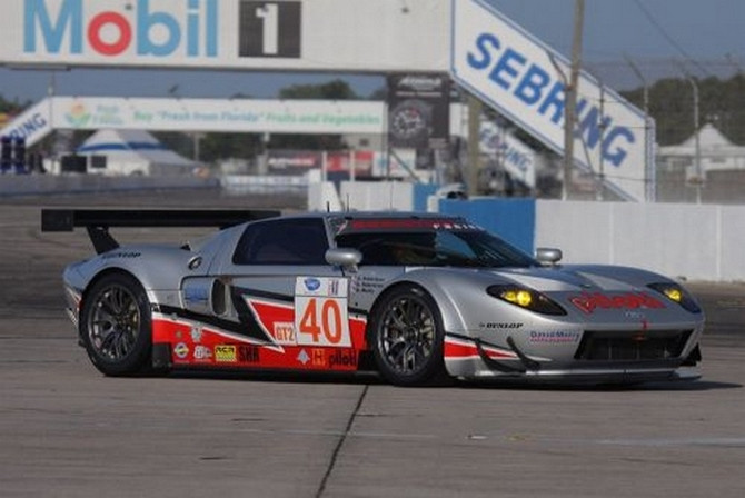 Ford GT