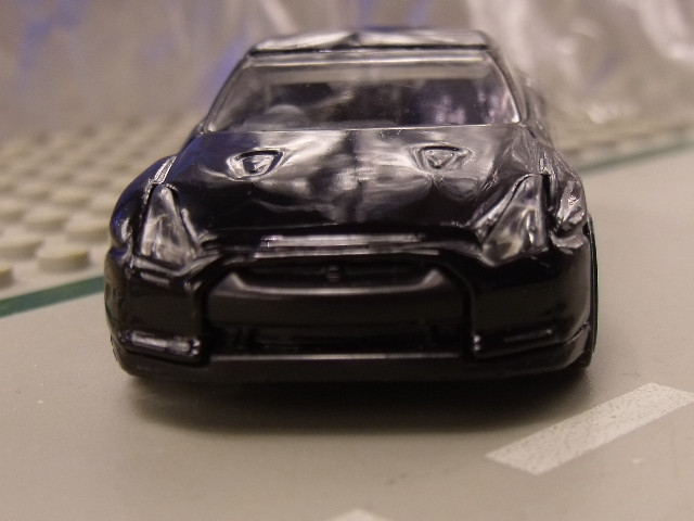 Nissan GT-R Hot Wheels (3)