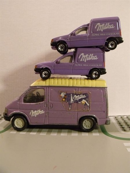 Matchbox Ford Milka Team (15)