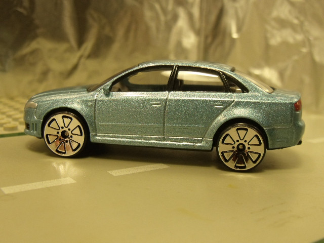 Audi RS4 Tesco FL (2)