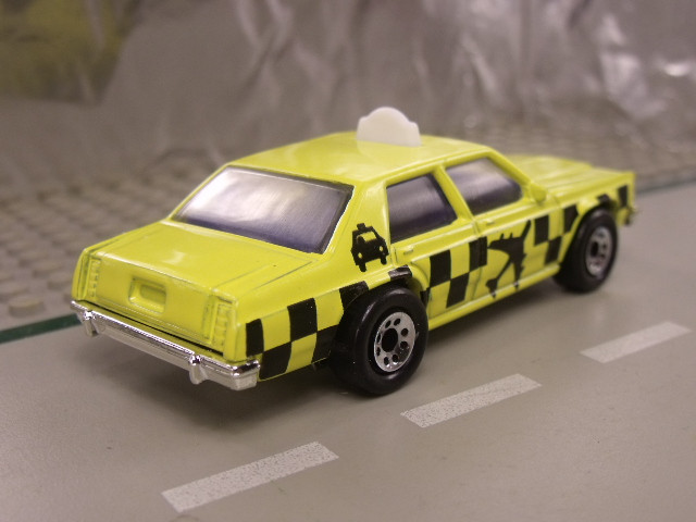 Ford LTD Airport Taxi MB (2)