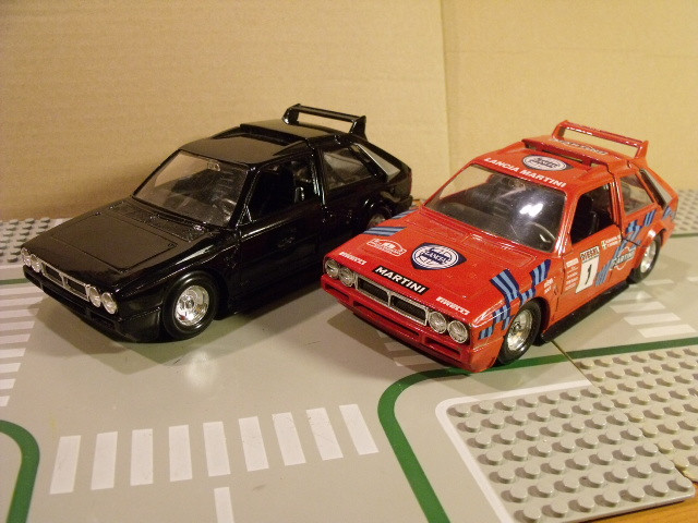 Lancia Delta S4 Bburago 1-24 (16)