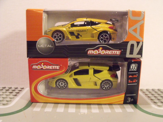 Majorette Renault Megane Trophy (1)