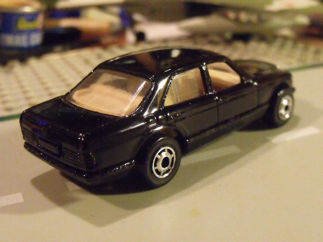 Mercedes 380 SEL Hot Wheels (1)