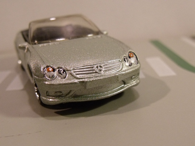 Mercedes 500SL Welly vs Matchbox (4)