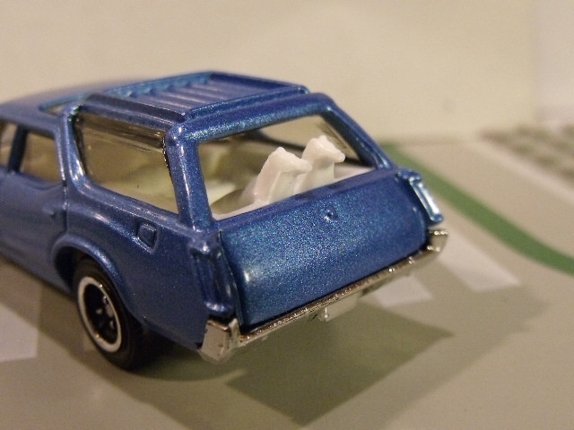 Oldsmobile Vista Cruiser Matchbox (6)