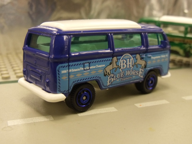 VW T2 Bus MB kék (2)