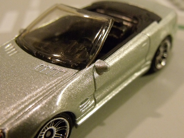 Mercedes 500SL Welly vs Matchbox (9)