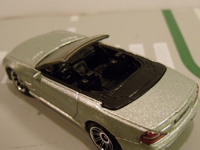 Mercedes 500SL Welly vs Matchbox (7)